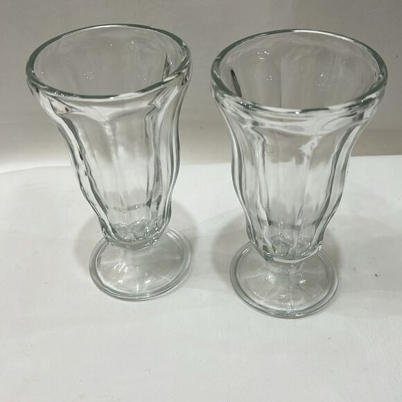 Elegant Clear Glass Ice Cream Sundae Cups 12 Oz Each Set Of 2 Dessert Appetizer - Picture 3 of 6